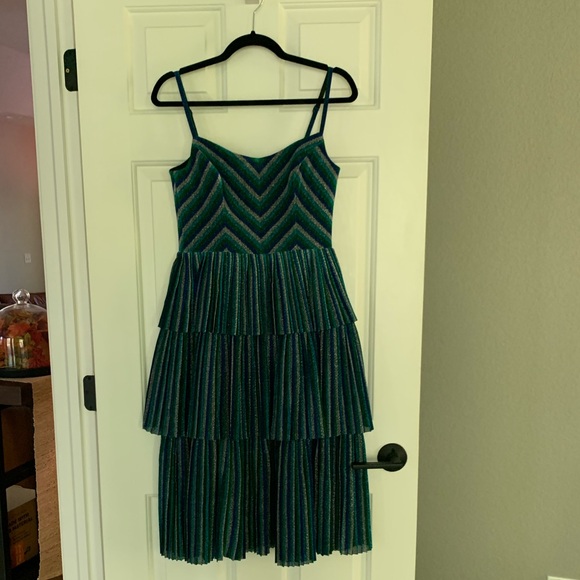 Dress the Population Party Dress - Picture 5 of 9